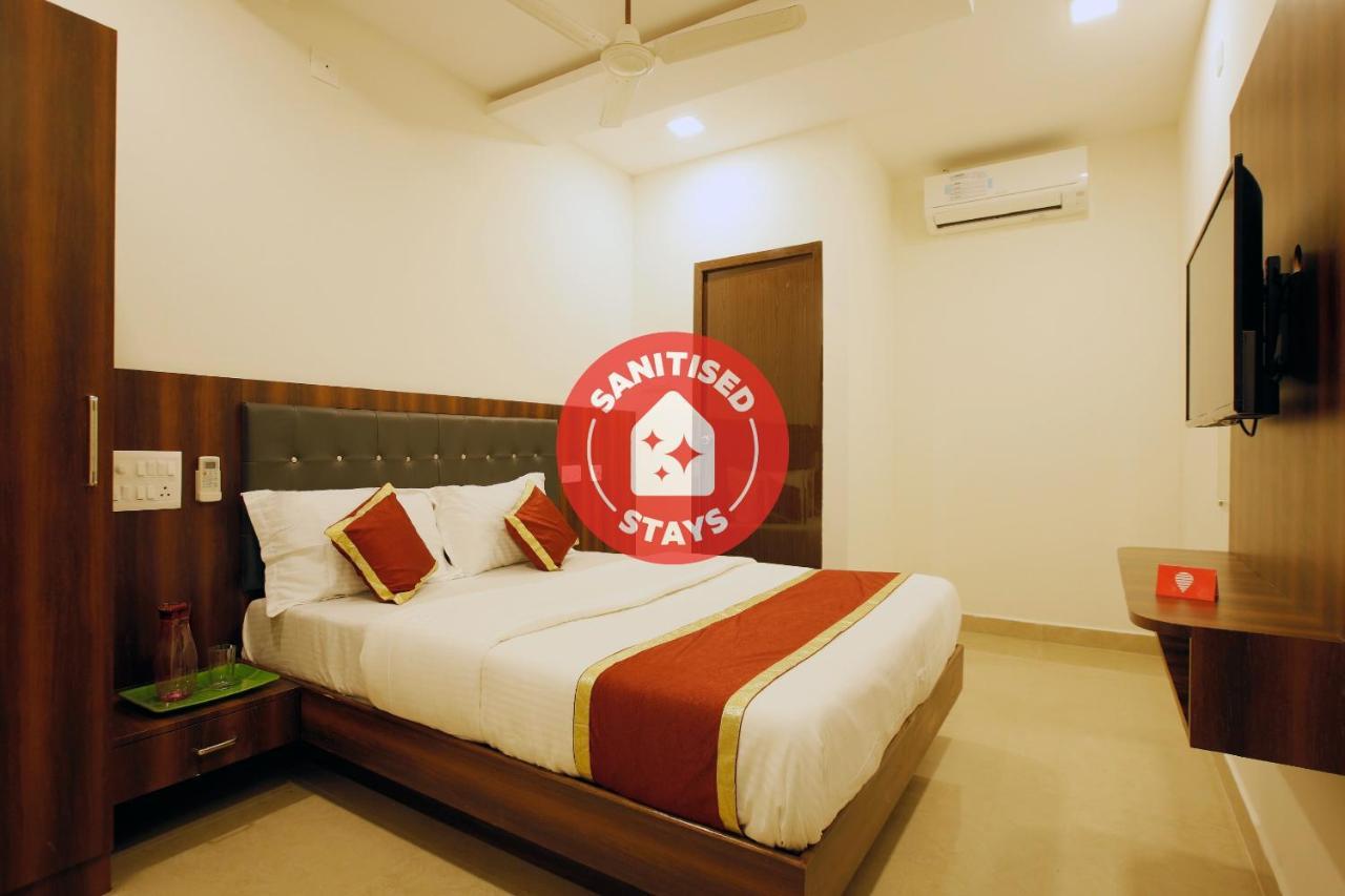 Hotel Ak International Ullāl Extérieur photo