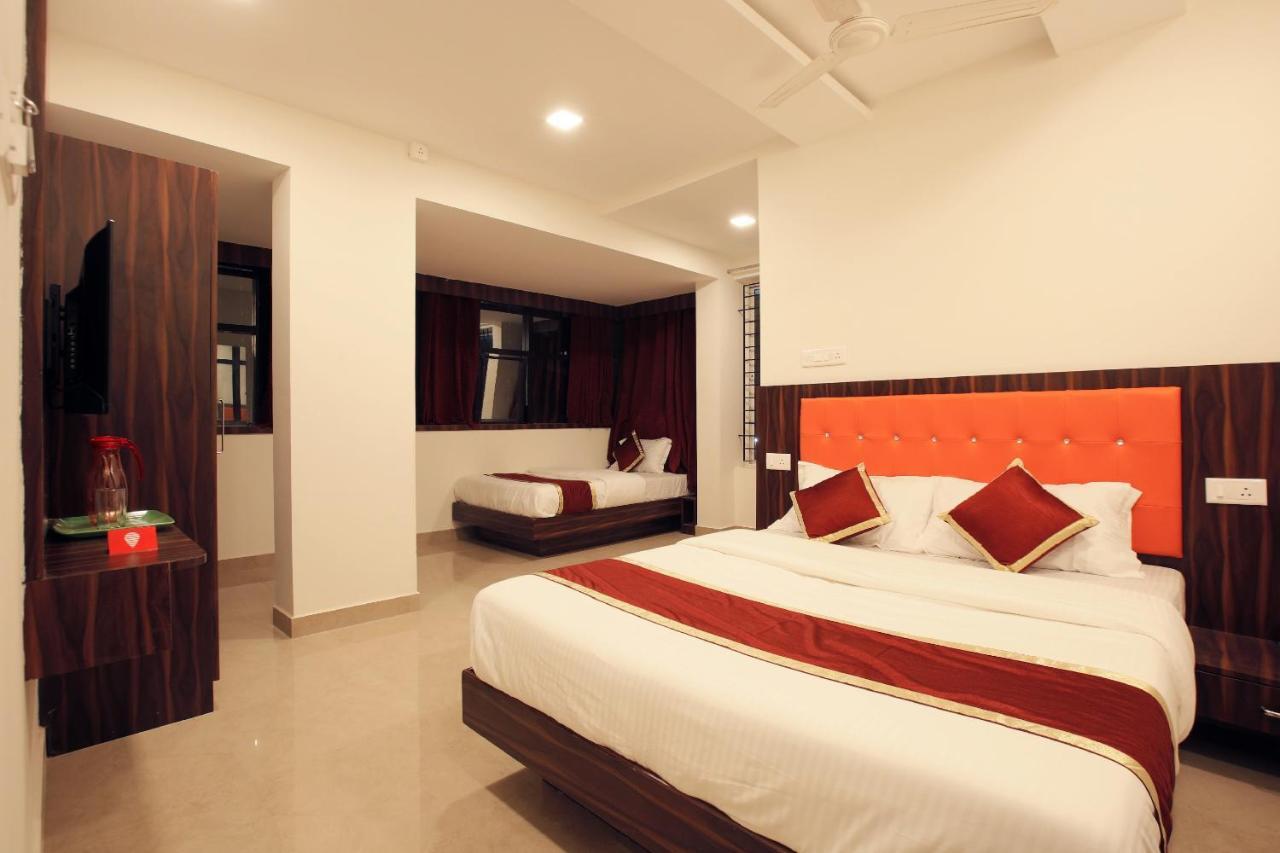 Hotel Ak International Ullāl Extérieur photo