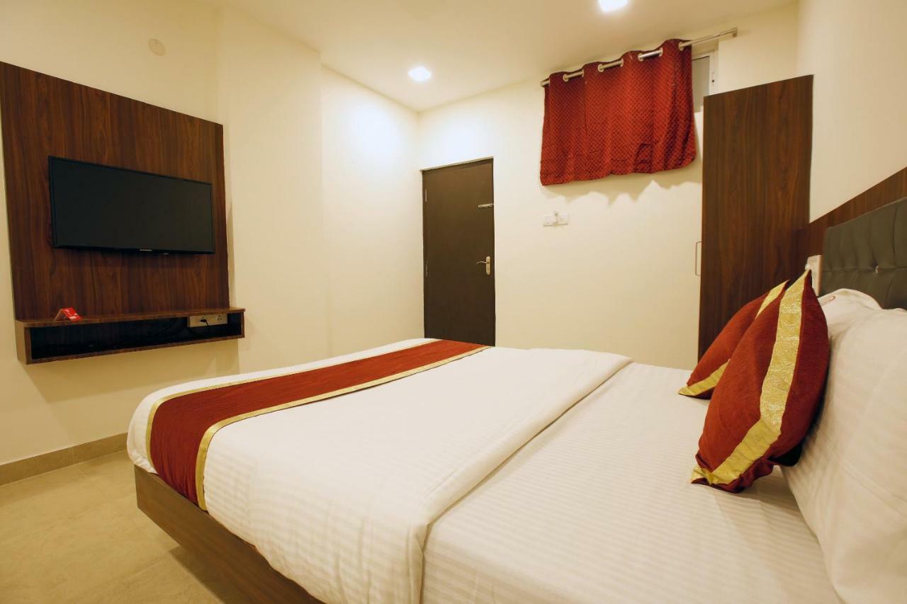 Hotel Ak International Ullāl Extérieur photo